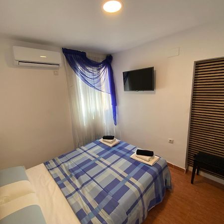 Habitaciones Con Bano Y Cocina Privada Валенсия Экстерьер фото
